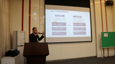 2018年2月27日，新春团拜活动现场，帝益机械总经理刘必远介绍企业研发的最新技术情况。